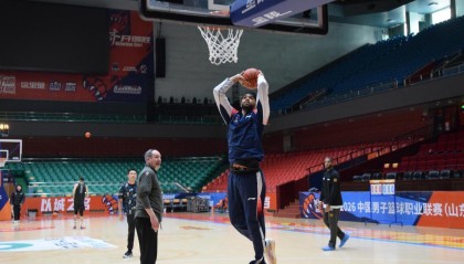 九游彩票-新援琼斯迎常规赛首秀！5日晚客战广州，高速男篮力争马年开门红