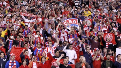 九游彩票-拜仁球迷组织回应与警方冲突：责任在警方，他们采取了暴力袭击